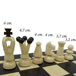 Koka šaha un dambretes speles komplekts